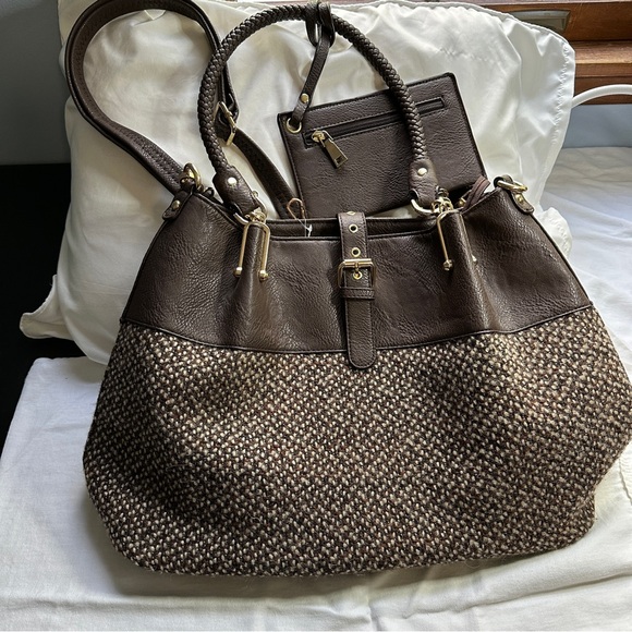 Black Rivet by Wilson’s Leather Tweed & Leather Shoulder Bag Brown & Cream NWOT - Picture 1 of 9